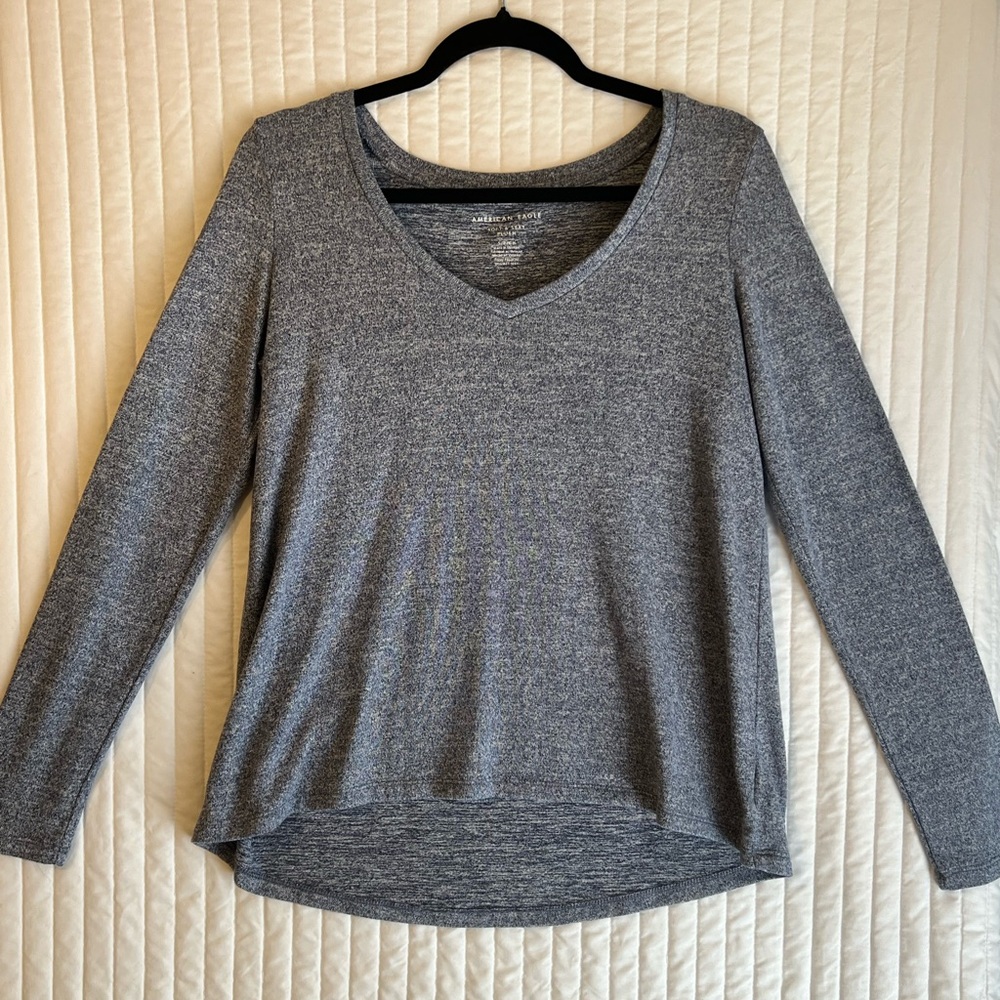 American Eagle women’s long sleeve heather navy shirt size small